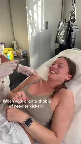 She actually is terrified of needles ahah #aesthetics #needles #pureeyes #botox #fillers #phobias 