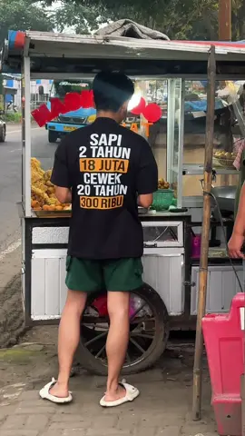 Apa itu? 😱 #kaossindiran #kaoskatakata 