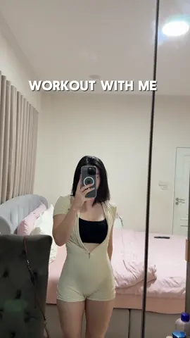 Workout with me with my protein 💪🏻 #workout #นมถั่วเหลืองโปรตีนสูง #โปรตีนพืช #สร้างกล้ามเนื้อ #กินโปรตีนไม่ถึงนึกถึงโทฟุซังHighProtein #นมถั่วเหลืองไม่ใส่น้ําตาล