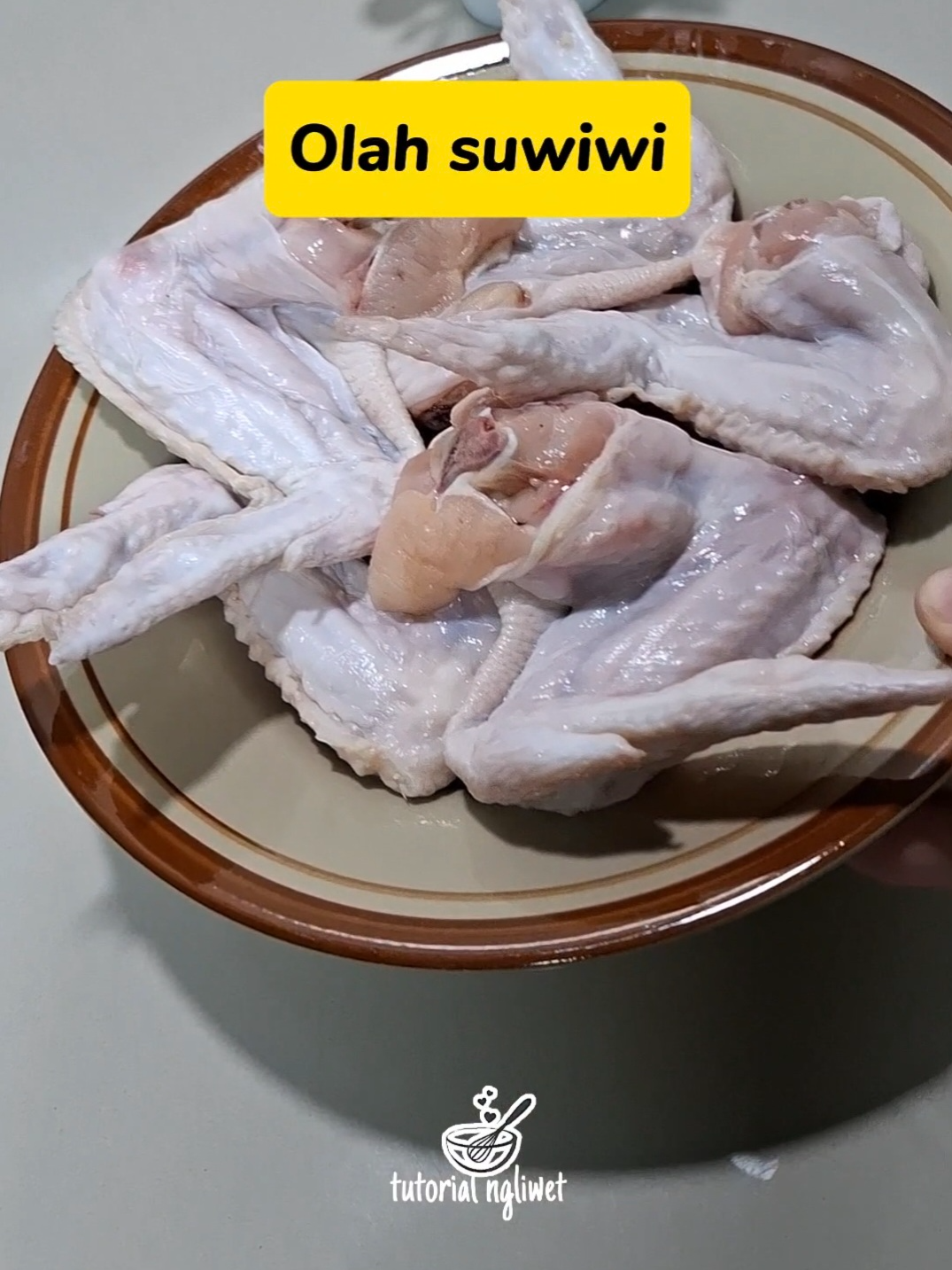 Lawuhe dino iki sewiwi iwak pitik #resepmasakan #chickenwings