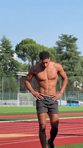 Jude has finished his shoulder surgery  #judebellingham #inggris #realmadrid #fyp #footballskills #footbaltiktok 