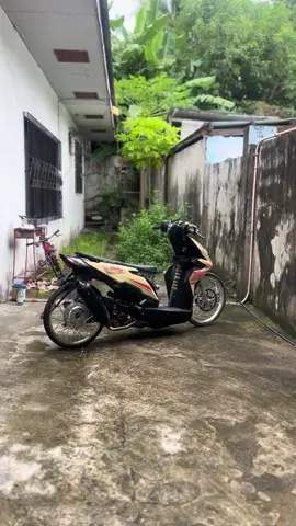 #fyp #fyiiiiiiiiiiiiiiiiiiiippppppppppppp #beat #thaiconcept🇹🇭💯 #streetbikeconceptproject🇹🇭 #lowered #repaint #krianstyle #17culturephilipines🇵🇭 #thaizonephilippines #dou #thailand #streetbikeconcept #beatfi #pink 