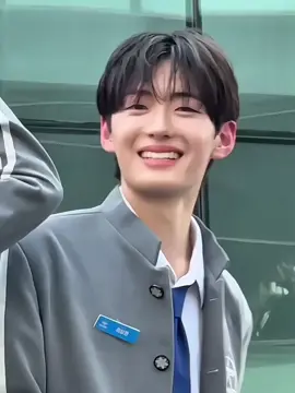 dia kenapa manis banget sih t___t #chungsanghyeon #sanghyeon #boysplanet2 #fyp #4u
