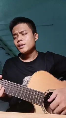 từng có tình yêu trong ảnh vẹn 10 đến khi mất đi một người nên chỉ còn lại là con số 0 #nhactamtrang #gitacover #huymusic #karaokemuoimatmotconkhong #gita #nhacbuon 
