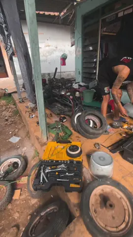 Ngeriukk ta kriuk😂 #vespaextremeindonesia  #vespaindonesia 