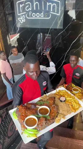 Half Goats Meat Platter or 5 Whole Chicken Platter? 😋😋  #rahimfoods #uganda #ugandatiktok #tiktokuganda #kampala #ugandanfood Kampala city. Best restaurant in Kampala Uganda.  #kenya #tanzania #Africa #AfricanFood  #lusaniya 