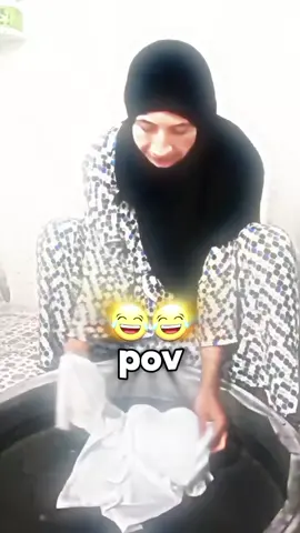 سر الحياة مو بالماي 😂😂#شعب_الصيني_ماله_حل😂😂 