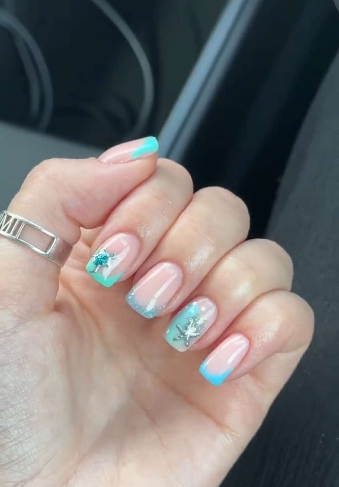day in the life 💼💅🏼💆🏻‍♀️🍕 #fyp #ditl #nails #dayinmylife #dayinthelife #9to5life