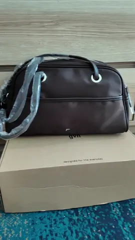 Unboxing my new @GVN bowler bag in espresso🥰 #unboxing #fyp 