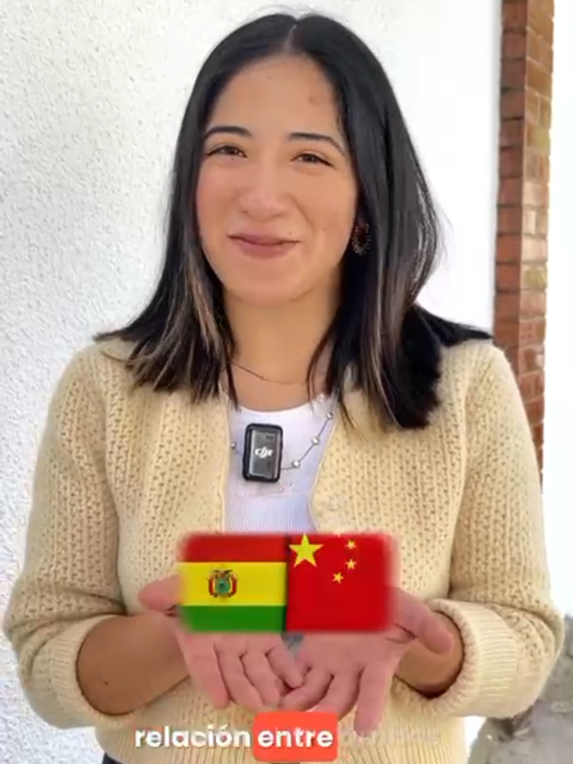 Este 2025, La República Popular China y Bolivia celebran 40 años de amistad 🇧🇴🇨🇳 Participa en el Concurso de Videos Cortos de la Embajada de la República Popular China en Bolivia. 🎥 Puedes hacer un vlog, entrevista o historia creativa sobre la relación entre ambos países. 📌 Solo necesitas: — Un video de hasta 3 minutos — En español o chino — Subirlo con el hashtag #ChinaBolivia40 🗓 Tienes hasta el 31 de agosto de 2025 📲 Completa el formulario en el link y ¡empieza a grabar! http://bo.china-embassy.gov.cn/esp/sgnews/202502/t20250213_11554080.htm #ChinaBolivia40 #40AñosDeAmistad #ConcursoCultural