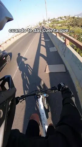 Nunca te diste cuenta? 🤔 que tu mente esta en blanco cuando manejas, y las cosas simples se tornan geniales. #paratii #seguidores #vida #mtb 