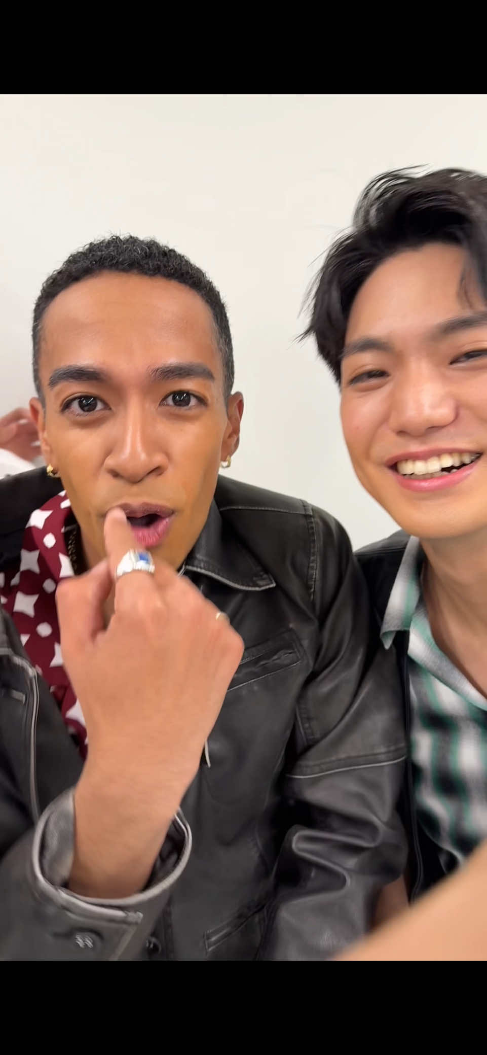 仲良しな先輩と TikTok 初コラボ🎉 #横山裕 #withMUSIC  #Chameleon_dance #AぇChameleon #Aぇǃgroup #Aぇとっく #dancechallenge #踊ってみた #一発撮り