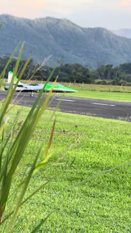 Take off #aeromodelismo #aviaodecontrole #brasil #viral #aeromodelos 