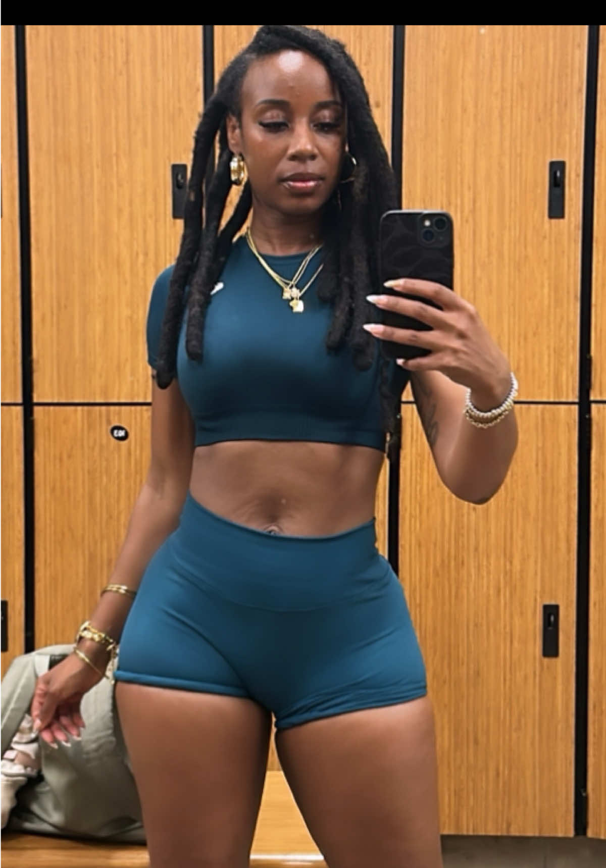Discipline & a cute gym fit 💪🏾 Shorts are a medium , I could of got a small but I’m not mad at the medium . I had more room 🤭  #yeoreo #yeoreoshorts #wicklocs #GymTok #FitnessMotivation #FitGirl #WorkoutVibes #WomenWhoLift #GymLife #GluteWorkout #FitMom  #DisciplineOverMotivation #LegDay #GymFit #FitnessJourney #GirlsWithMuscle #WickJourney #GlowUpSeason #BodyRecomp #ConsistencyIsKey #FitTikTok #RealAndRaw