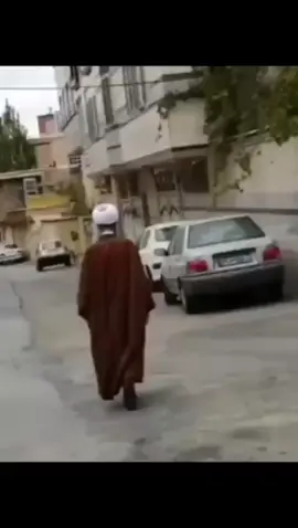 JIN JÎYAN AZADÎ  şiarı, Mahsa Amini'nin şahsında Doğu Kürdistan'lı kadınların erkek egemen sistemine ve gerici molla rejimine başkaldırısıdır. ✌️