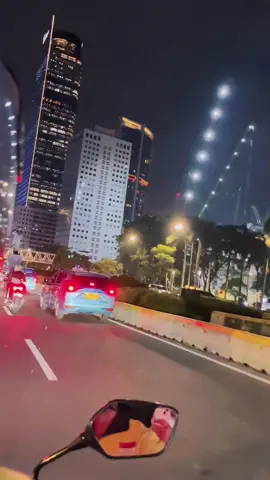 City Light Jakarta ✨💫#sudirman#jakartapusat#fypp#citylight#fyppppppppppppppppppppppppppppppppppp#fyppppppppppppppppppppppp 