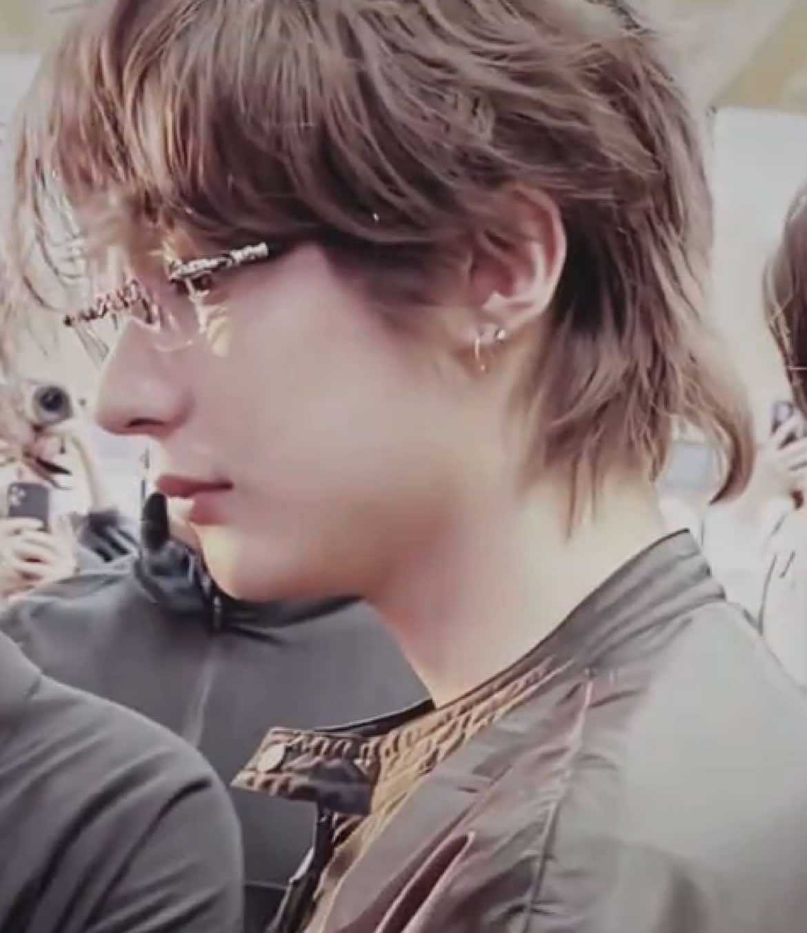 CHILLLL ANTONNN #anton #antonedit #antonriize #riize #riizeedit #fyp #viral #foryou #kpopedit #kpop #edit cc : nnewjeans  [  @ѕɑмιяɑ ˚୨✧୧˚ @່ @wonie ≽^• ˕ • ྀི≼ @jenn @riri @jov @maya .ᐟ @yimfilms ᰔᩚ @jay  ྀིྀི ]