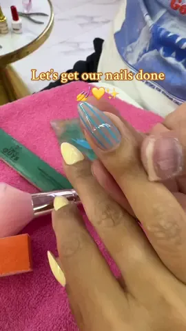 Nail day 💅💛✨  #greenscreen 