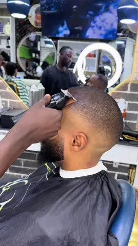 #viral #trending #fyp #hairlineup #alain_uae #africancarribean #besthaircut2025 #alaincity #bhraphannky #alainfc #africanhairinspiration #besttransformation #dropfade #highfade @spread love @Africancaribbeanalain @Blingzs de barber @Lil Voices💰🎙️ @NAAZY THE HAIRSTYLIST 🇬🇭🇦🇪 @Sharpbarber360🇬🇭🇿🇦🇦🇪 @LAMBA DE BARBER 🇬🇭🇿🇦🇦🇪💈 @Braids by-Krobea 🧑‍🎤👩‍🦳❤️ @Nana Ama 🦋❤️ 