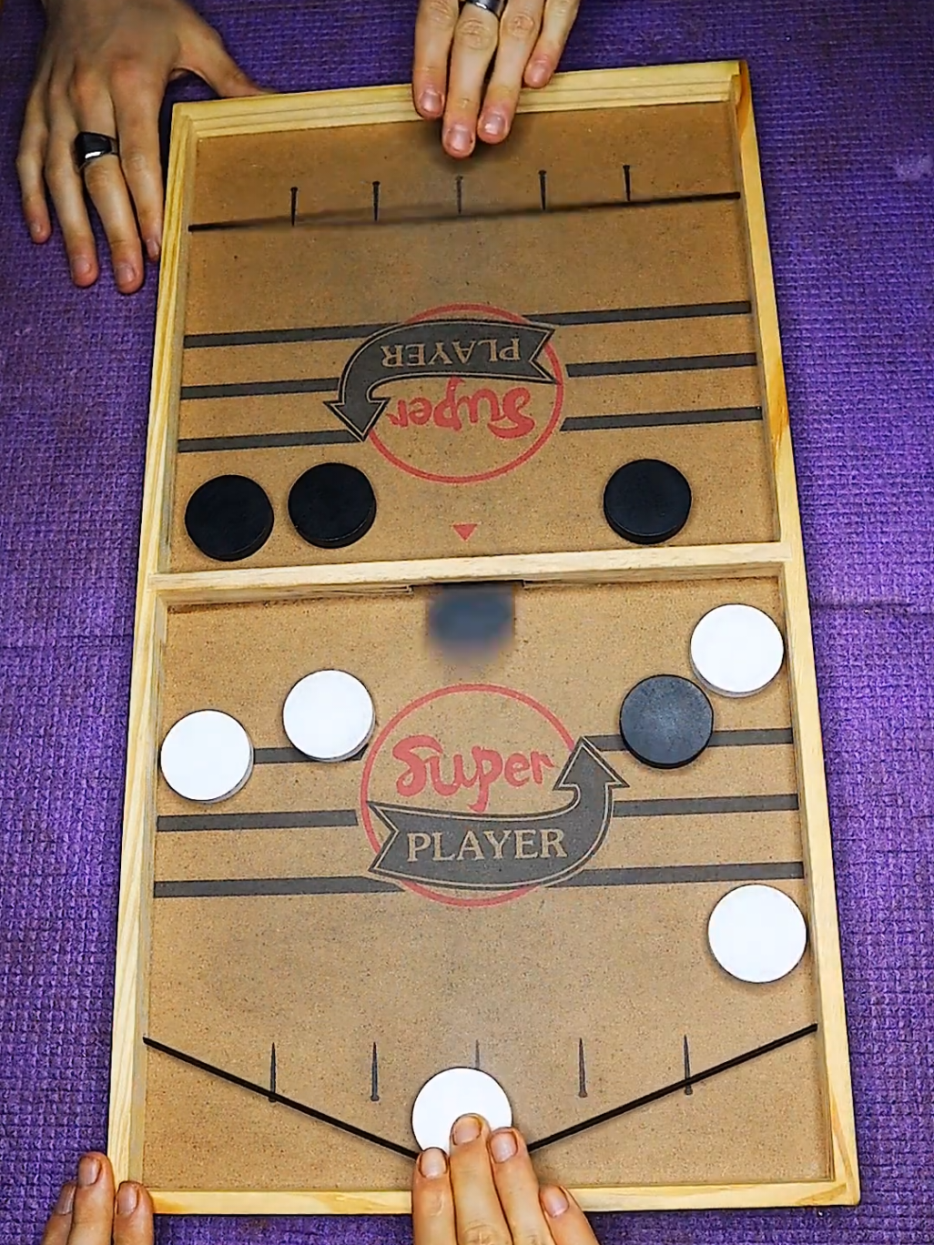 just one shot and all the pucks going 😱#superwinner #viralvideo #carromboard #2025 #tiktokfyp #videoviral 