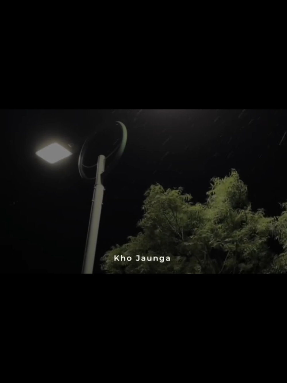 This lowered gaze takes away my heart's senses 🤌🖤 #fypシ゚ #fypageシ #fyppp #viral  #Love #musicvideo #fyp #music #lovesongs #jenniferl143 #lofimusic #Love #viralvideo #foryoupage #fyp #jenniferlawrence #aesthetic #brokenheart #bollywoodsongs #feel #shahrukhkhan #arijitsingh 