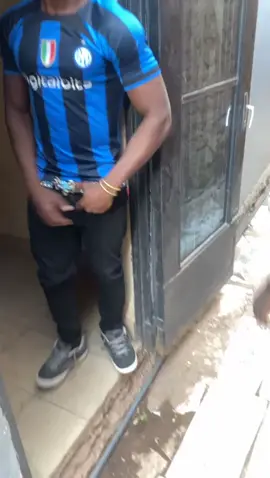Le son est maintenant Disponible Allez_y télécharger et n'oublie pas de vous abonné @Compton🇺🇸pelelo @Mali wara @365MEDIA #malitiktok🇲🇱 #pourtoi #song #tiktokviral #rap #TikTokLIVE 