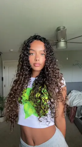 gosh I love this song😝 #curlyhair #curlyhairroutine #lightskin #volume #curlygirl #grwmgirl #fyp #fypシ #fyppoppppppppppppppppppppppp #xybca 
