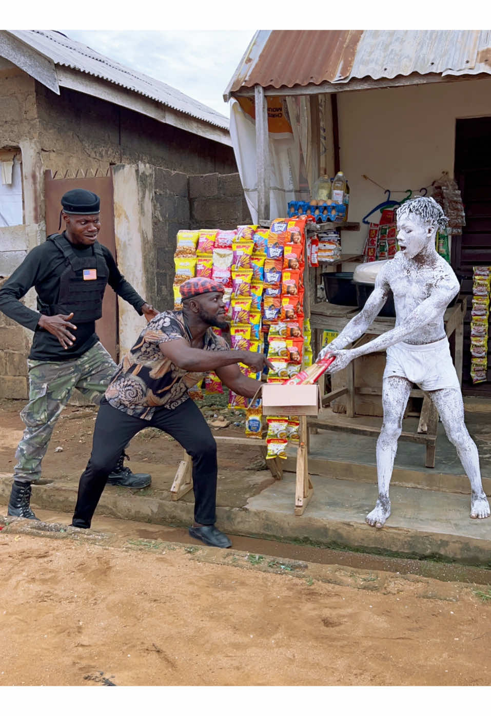 The hungry statue #fyp #virał #viralvideos #trendiing #africa #fyp 