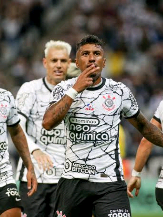 Iludiu mais que a morena🥲 #corinthians #rogerguedes #paulinho #renatoaugusto #willianborges #timao 