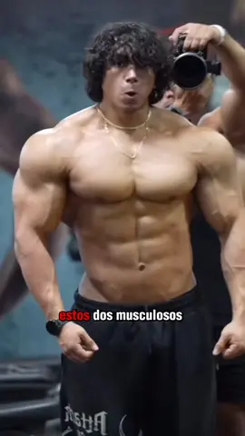 estos músculos desafiaron a un trabajador de la construcción #culturismo #Fitness #desafio #u#usa_tiktok 