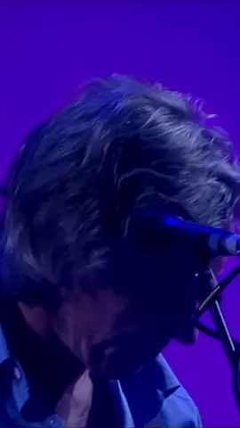 Pink Floyd - Comfortably Numb (Live 8 2005)
