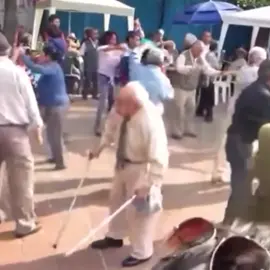 おじさん構文 × 海外のおじさんたち