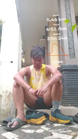 Memulai aktivitas seperti biasa dengan berolahraga🏃‍♂️ #kontenlari #lari #fyppppppppppppppppppppppp #fyp 