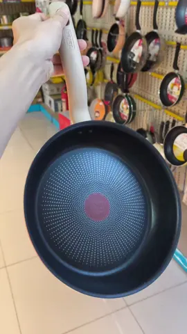 Chảo chống dính Titanium. chảo chống dính an toàn. Đun được bếp từ.#xuhuong #taphoaemvoi #dobep #chao #tefal#chaochongdinh 