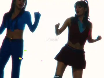 Dancin in the moonlight . . #twice #twicebestgg #once #fyp #fypage #foryoupage #viral 