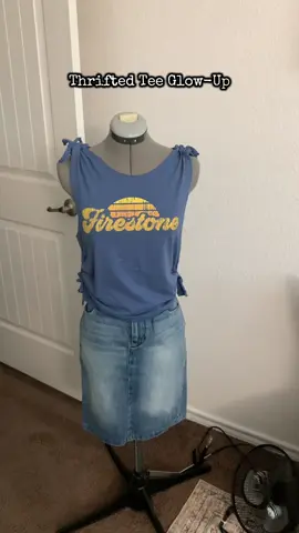 Fun Summer Tshirt #summercrafts #thrifting #upcycledclothing #tshirthack 