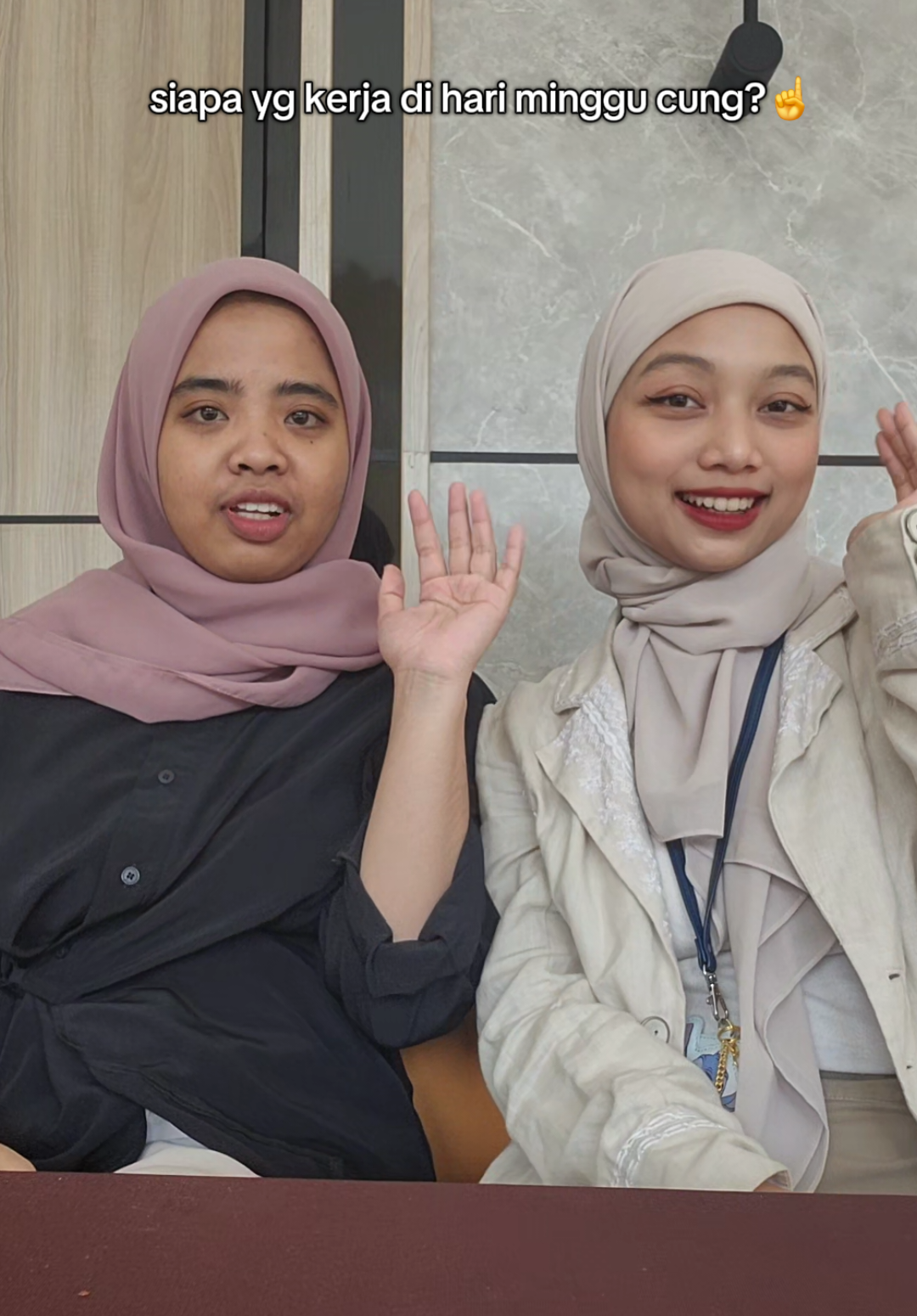 kerja di hari minggu bersama @wijenbubuk  dc: @nanayy‼️ 