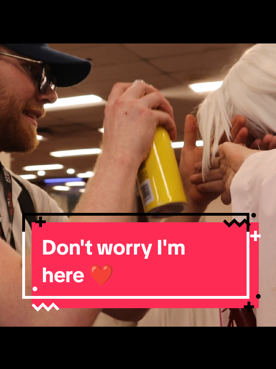 Don't worry Cosplay Repair Dad is here 🥹💖 #wholseome #helpingothers #cosplay #cosplayer #cosplayrepairdad #cosplaydad #cosplaying #cosplayconvention #heartwarming #fyp #cosplaytiktok 