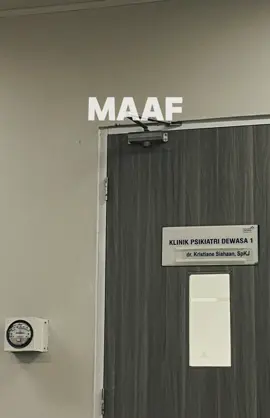 Buat kalian yg masih bilang penyakit mental itu gaada paling  cuma caper dan kurang ibadahnya minggir dulu deh.. penyakit mental itu bener adanya aku didiagnosa gangguan emosional lalu naik ke psikosis akut dan diagnosa terakhir aku skizofrenia.