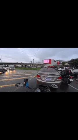 no se trata de ir lo más rápido posible, se trata de hacer la mayor cantidad de kilómetros posibles.  #costarica🇨🇷 #cbr250r 