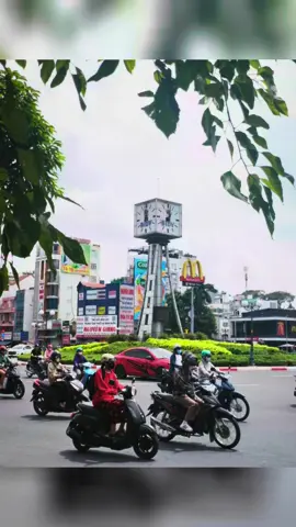 Vòng xoay Điện Biên Phủ.. với biểu tượng đồng hồ 4 mặt (2010_2025)🕛  #saigon #toiyeuvietnam #tphcm #thanhphohochiminh #vietnam #2025 