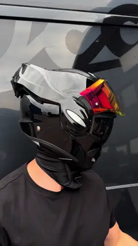 SCORPION EXO-TECH EVO CARBON GLOSS BLACK 🖤 Sleek. Dark. Dangerous. Would you wear it?👇#moto #biker #foryou #viral #bikers