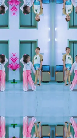 Funny Dance #musicvideo #fouryou #foruyou #forupage #funnytiktok #vairal #vairalvideo #xuhuongtiktokk #treanding #happydance #fyp #dlaciebie #dogsoftiktok #doubleexposure #london #sami #loveyou #dancer 
