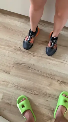 Dziewczyna ukradła mi moje buty robocze.. 😭