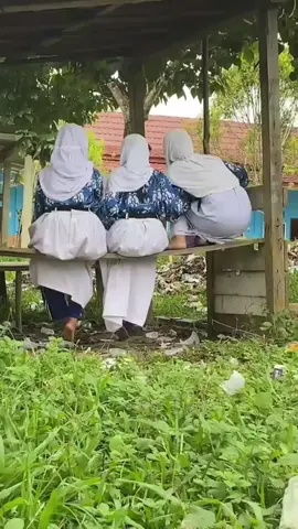 hiburan dulu 🤭😄😃 cewek cantik 🥰🥰