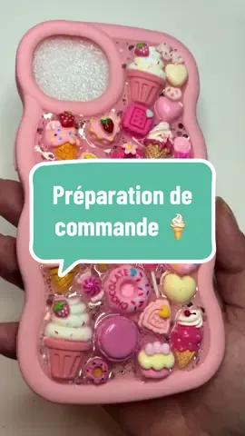 ✨on prépare la coque de Coumba ! Merci pour ta commande🍬#OverskinLipCheck #coque #uvresin#coquepersonnalisée #coqueiphone #pov #fyp #viralvideos #rose #glace #gourmandise #cupcake #ideecadeau #decoden #decodenphonecase #DIY 