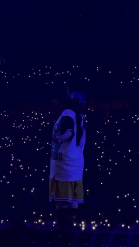 📸 iluamorena #billieeilishedits #billieeilish #spain #barcelona #tour #hmhas 