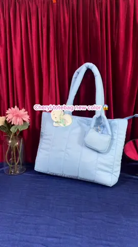 Bisa muat laptop 15,6 inc ya cocok banget nih buat pelajar 🤭 #selusa #localsweetbag #localbrand #fyp #totebag #laptop #pelajar 