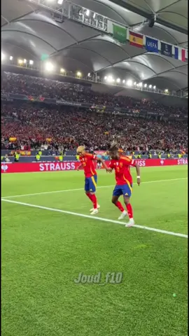 Lamine yamal x nico williams dancing 🕺 || #lamineyamal #nicowilliams #spain #football #dancing 