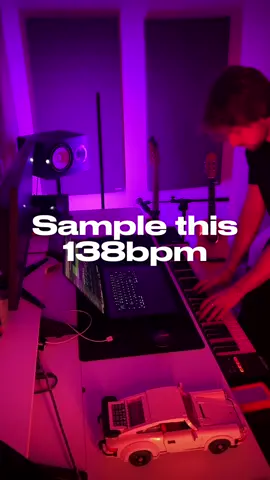 Sample this 📀 #musician #musicproducer #samplemaker #musicstudio #fyp #loops #melody #vibetok #producertok #producerlife #beatmaking  